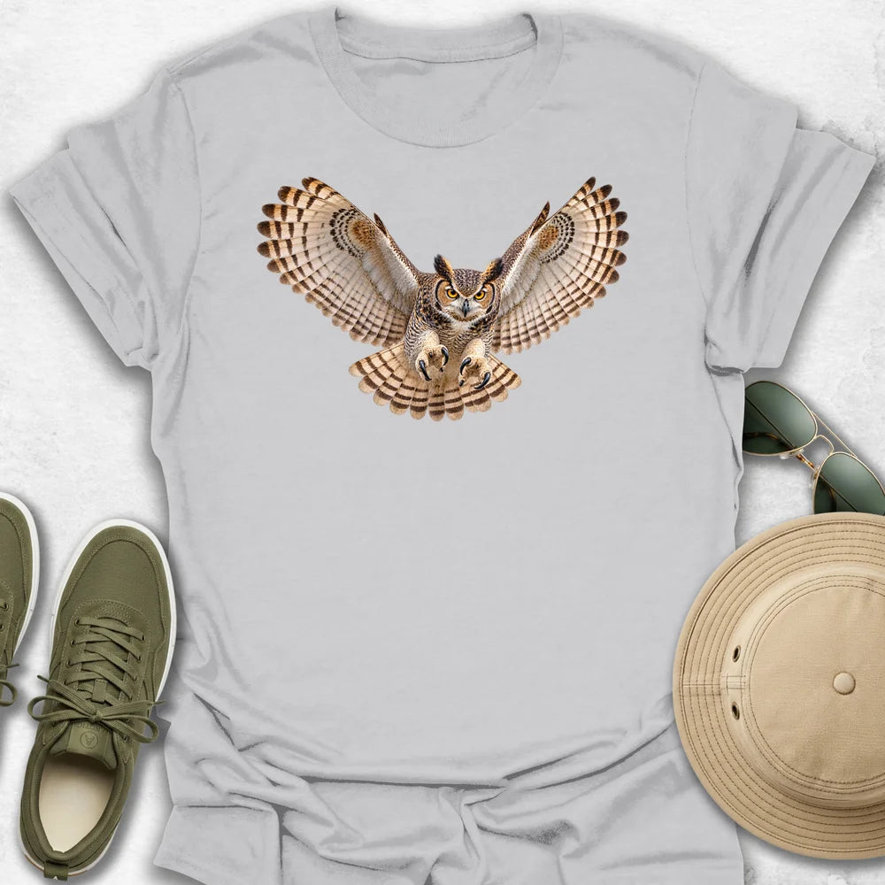 Great Horned Owl in Flight T-Shirt