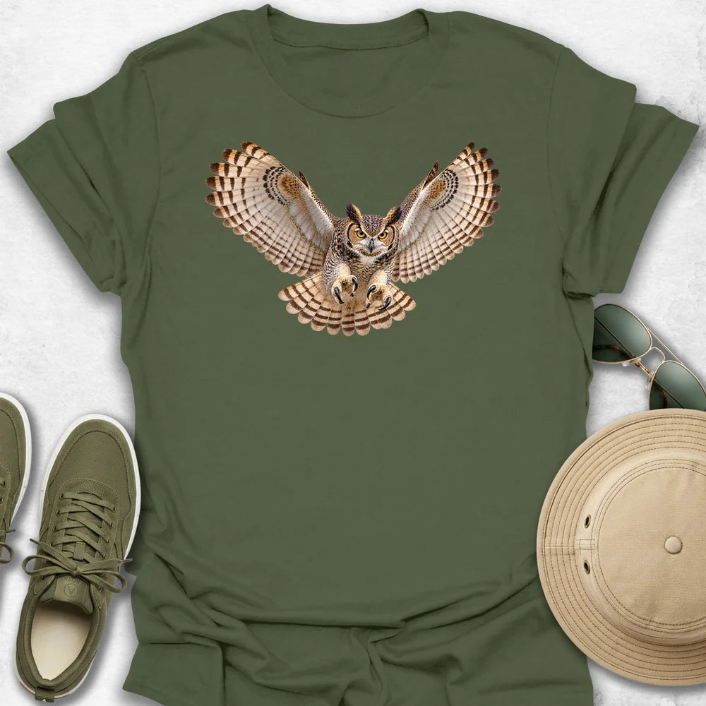 Great Horned Owl in Flight T-Shirt